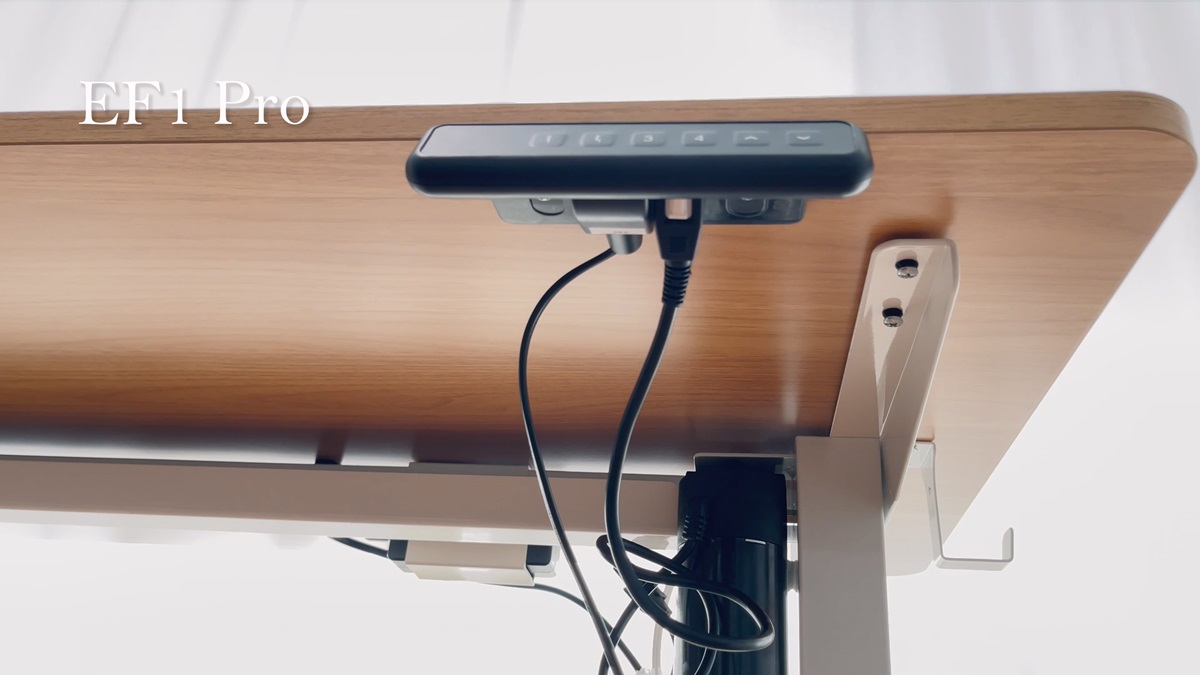 EF1proの天板裏シングルモーター